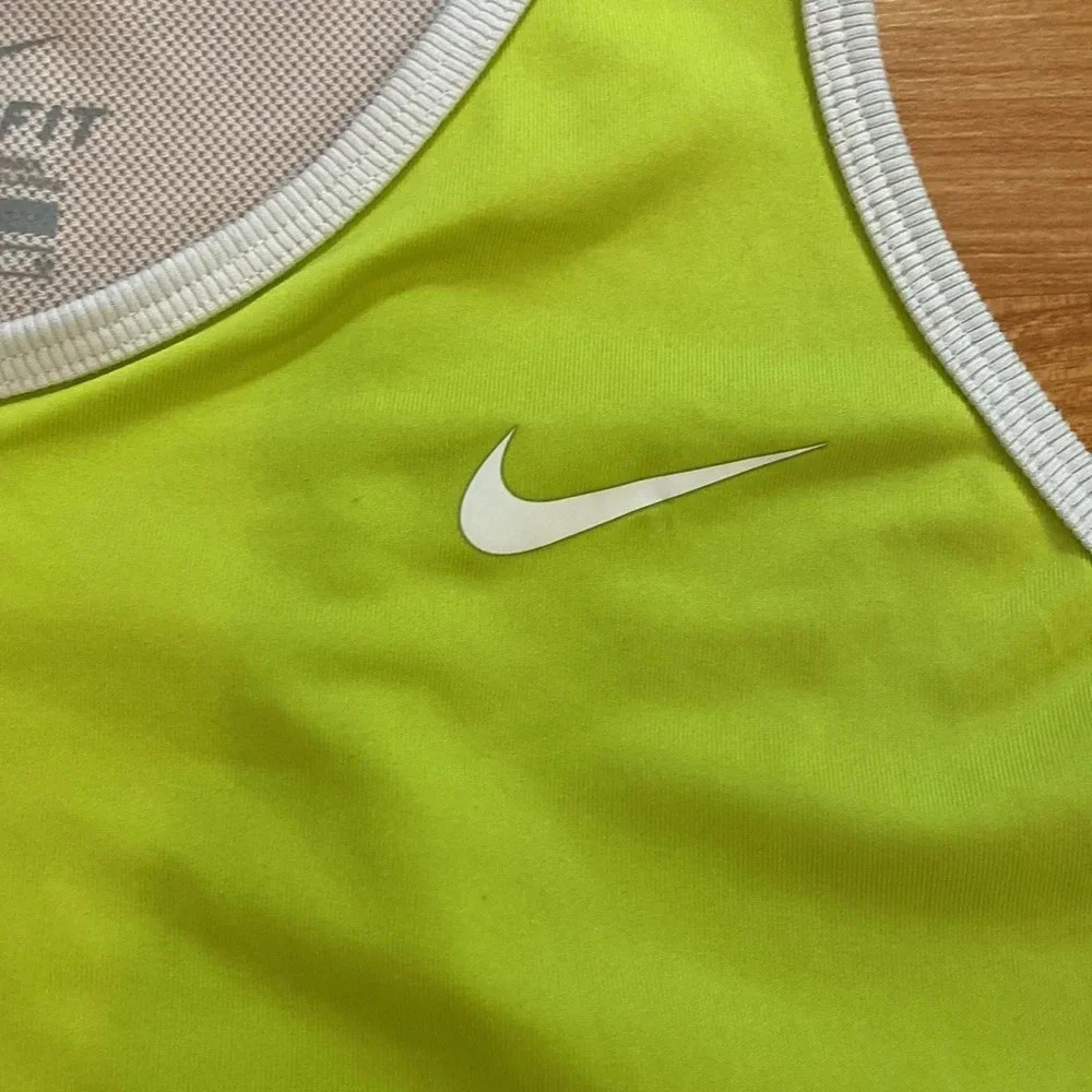 Nike DriFit Two Toned Tank Green/Grey - Picture 2 of 4